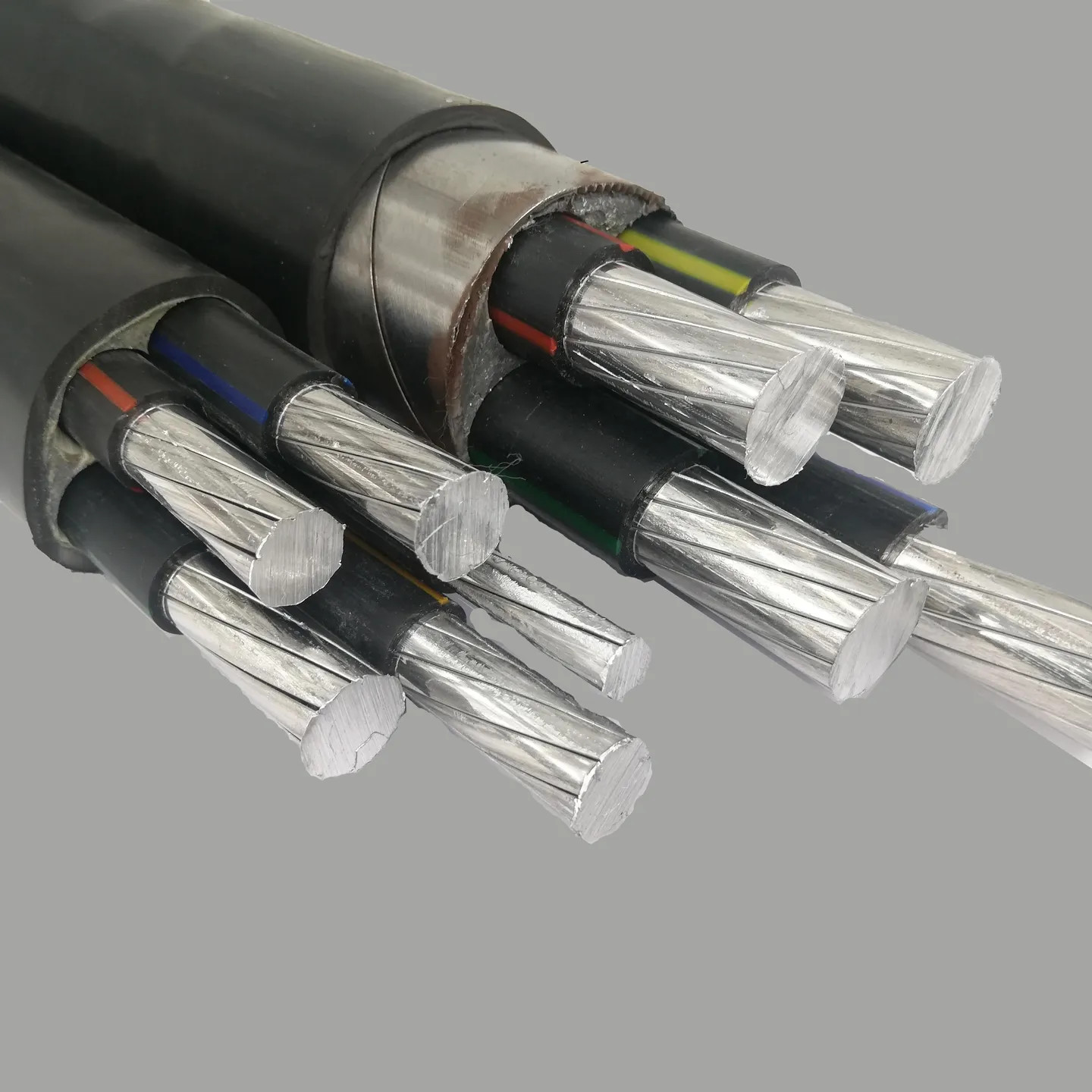 Was ist teurer, Aluminium- oder Aluminium-Kernkabel?